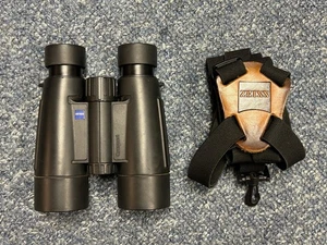 Zeiss Conquest 10x40 BT* Binoculars with Harness - Very Good Condition - Picture 1 of 6