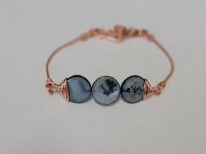 Copper Wire Wrapped With Shell Bracelet Unisex - Picture 1 of 13