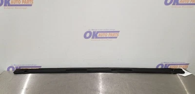 77 TOYOTA LAND CRUISER FJ40 MARCO PARABRISAS SELLO DE GOMA INFERIOR Foto 1 de 4