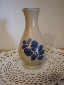 Jarrón de arte popular de Pfaltzgraff - Imagen 1 de 2