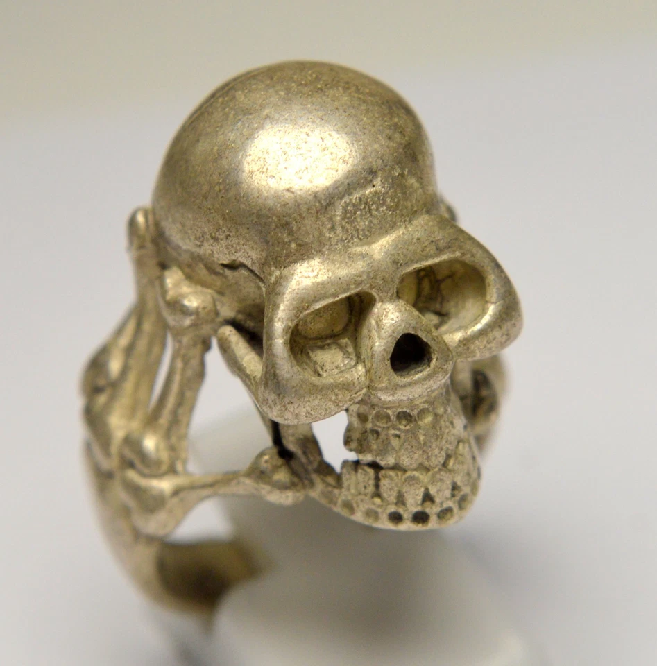 HUGE ! GOTHIC SKULL SILVER HEAVY RING FOR MEN - Image 1 of 4