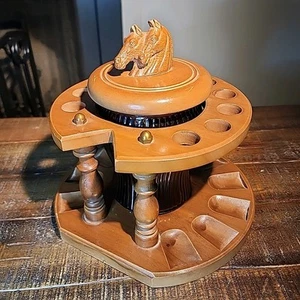 Portapipa vintage Dun Rite 10 slot con barattolo in vetro humidor motivo cavallo con coperchio in legno - Foto 1 di 13