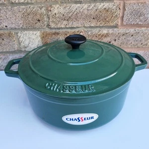 Chasseur Cast Iron Casserole Dutch Oven 26 Cm Green Lidded France Creuset Style - Picture 1 of 10