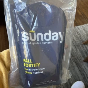 SUNDAY Lawn Fall Fortify Plus Liquid Lawn Fertilizer Micronutrients 43.2oz NEW - Picture 1 of 6