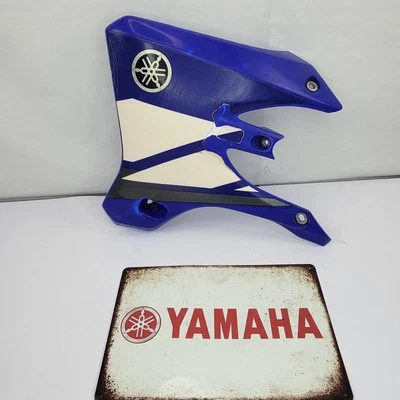 2003 2003-2006 YAMAHA YZ250F YZ450F Radiator Tank Shroud Plastic Side Cover OEM - Image 1 of 4