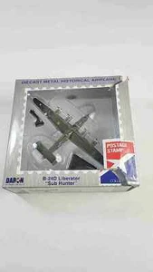 B-24D Liberator 1:163 PS5557-5 "Strawberry Bitch" Pink Desert Camo Ripped Box - Picture 1 of 9