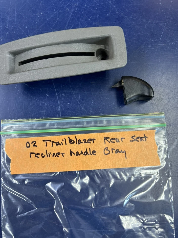 2002 - 2009 GMC ENVOY TRAILBLAZER Rear Seat Recliner Handle - Image 1 of 1