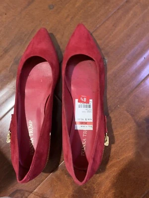 Mocassim plano ivanka trump camurça vermelha cereja 8,5 M - Imagem 1 de 4