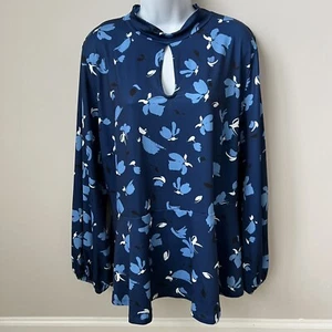 Eloquii Tie Neck Floral Top Schlüsselloch Rückenausschnitt Schößchen blau Boho Stretch Gr. 20 - Bild 1 von 10