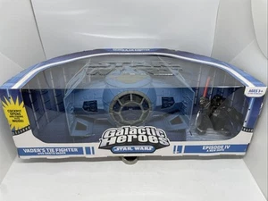 DARTH VADER'S TIE FIGHTER~STAR WARS~GALACTIC HEROES~EPISODE IV~COCKPIT ÖFFNET - Bild 1 von 11