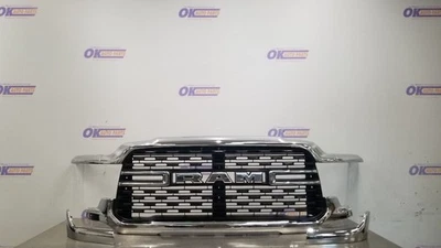 24 DODGE RAM 3500 BIGHORN UPPER GRILLE  Foto 1 de 4
