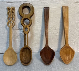 4 Vintage Holz walisische Liebeslöffel Herzen geschnitzt primitiv Amateur handgeschnitzt - Bild 1 von 8