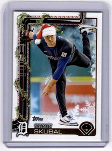 2025 Topps Holiday Santa Hat SP Tarik Skubal Detroit Tigers #H74 - Picture 1 of 2