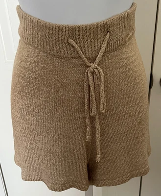 ONE GREY DAY LIGHT BROWN DRAWSTRING SWEATER SHORTS ACRYLIC 60% NYLON 40% SZ 6 - Image 1 of 4
