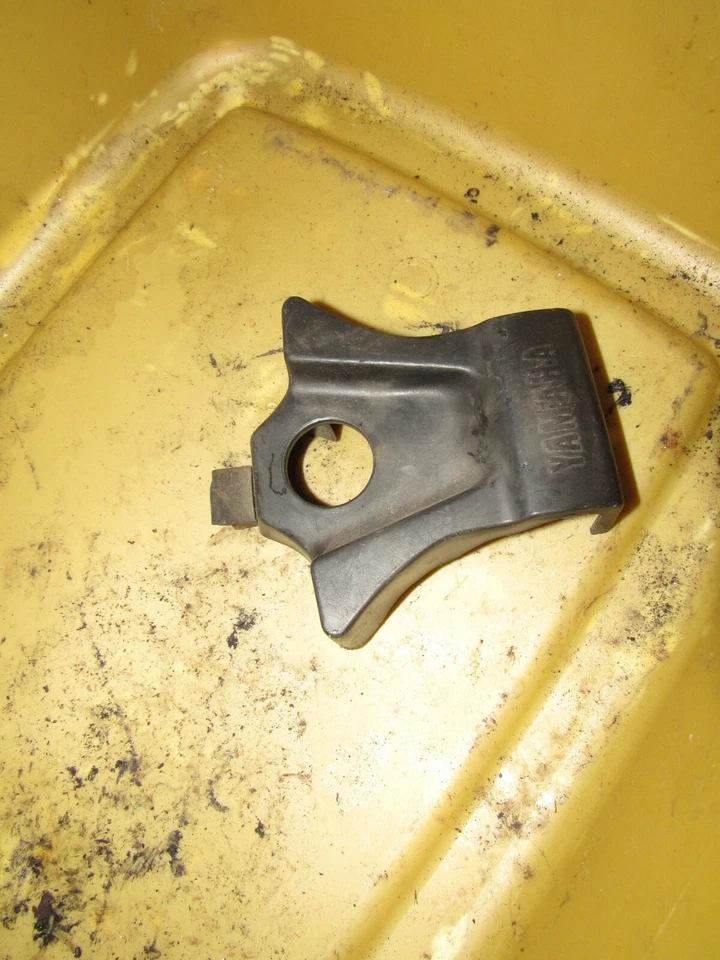 Yamaha XJ550 1982 Maxim manillar cubierta tablero panel Foto 1 de 1