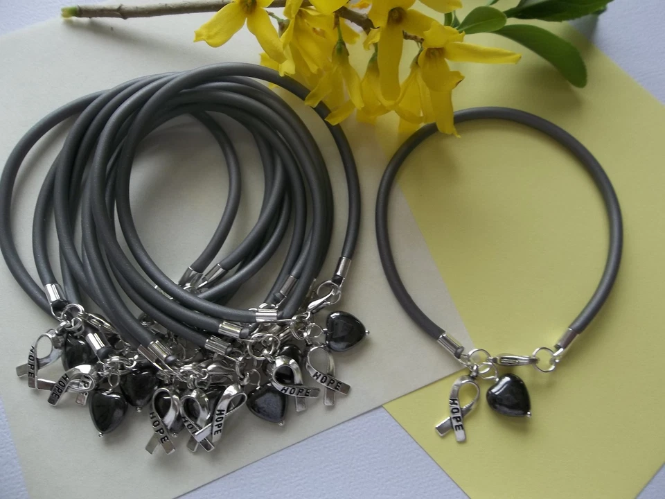 10 PULSERAS DE CONCIENTIZACIÓN SOBRE EL CÁNCER CEREBRAL, LA DIABETES Y LA ENFERMEDAD DE PARKINSON/GRIS   Foto 1 de 1