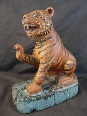 Antique Hand-Carved Wooden ASIAN TIGER 29CM - Image 1 of 4