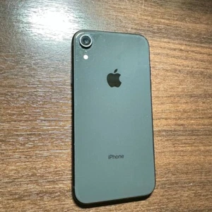 iPhone XR Dual SIM 128GB Odblokowany True Dual SIM • Zestaw HK • A2108 RZADKI iOS 14.0.1 - Zdjęcie 1 z 9