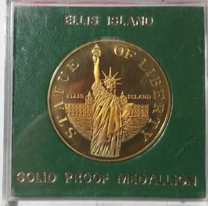 217A ELLIS ISLAND/LIBERTY Bronze proof medal Uncirculated. VF/NM 1 1/2" diam. - Picture 1 of 4