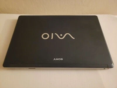 Modelo raro de laptop VAIO VGN-FW55GF com unidade de CD e inclui carregador (Windows 10) - Imagem 1 de 4