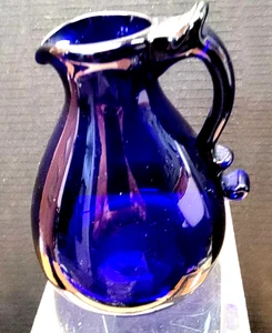 Vintage Hand Blown Cobalt Blue Glass Pitcher Or Ewer 5 1/2 " SIGNED SHELTON - Picture 1 of 2