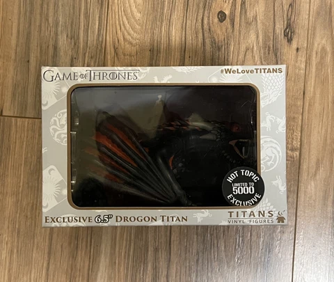 Game of Thrones DROGON Hot Topic Exclusive 6.5" Titans Vinyl Figure ~ NEW Cover