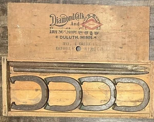 Antique Diamond Calk Horseshoe Co Double Ringer Horseshoe Set In Original Crate - Picture 1 of 4