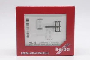Griglia auto A111 HERPA MB Vito con flash frontale, 8 pezzi nero bianco NUOVO 052351 - Foto 1 di 4