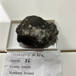 CHABAZITE Na FROM ISLANDMAGEE, CO. ANTRIM, NORTHERN IRELAND 36g MF4218 - Picture 1 of 12