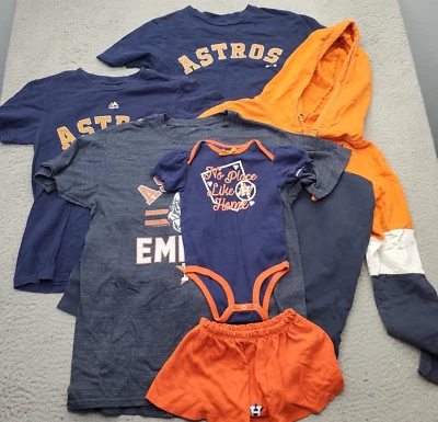 MLB Houston Astros Majestic Family Bundle Baseball Womens Medium Multi Pullover - Image 1 of 4