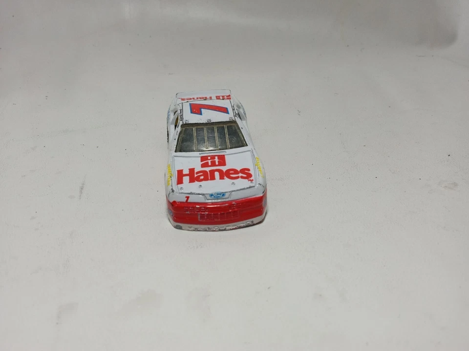 Matchbox Ford Thunderbird Race Car 1/66 - Pre-Owned - Image 1 of 4