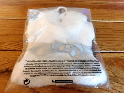 AMERICAN GIRL VERDADEIRAMENTE ME SNOW FANCY SOFT AS SNOW COAT NOVO NA EMBALAGEM LACRADO APOSENTADO  - Imagem 1 de 2