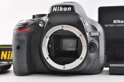 Nikon D5200 digitale 24,1-MP-Spiegelreflexkamera nur Gehäuse schwarz... - Bild 1 von 4