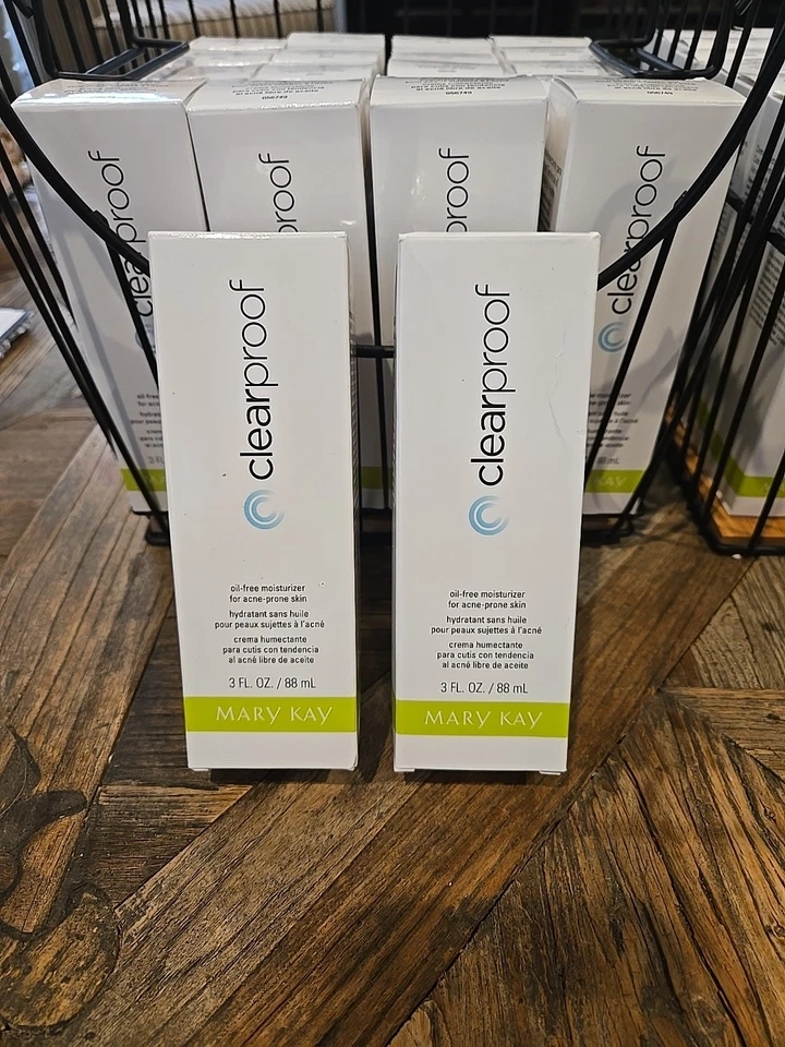 Mary Kay Lote de 2 Hidratantes Sin Aceite PRUEBA TRANSPARENTE para Piel Propensa al Acné Nuevo en Caja Foto 1 de 1