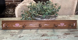 Wall Hanging Rack Solid Wood w/ 5 Pegs Hand Painted Hearts 30" x 3.5" EUC - Picture 1 of 6