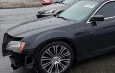 11-23 Chrysler 300 Left Driver Fender Assembly Black OEM LKQ - Image 1 of 3