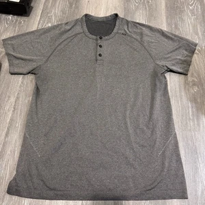 Lululemon Gray Performance Henley T Shirt Size L Metal Vent Tech SS Slim Fits M - Picture 1 of 10