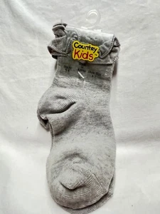 Country Kids Socks-Gray Ruffle Cuff-  Shoe Size 3-7 - Picture 1 of 1