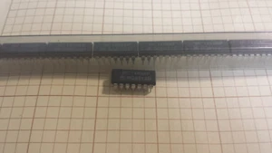MC1489AP   MC 1489 MOTOROLA IC LINE RECEIVER QUAD 14 PIN DIP - Picture 1 of 1