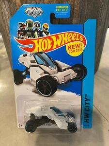 Hot Wheels #86 HW City-Tooned II 2014 Max Steel Turbo Racer variante blanca con OH6s - Imagen 1 de 1