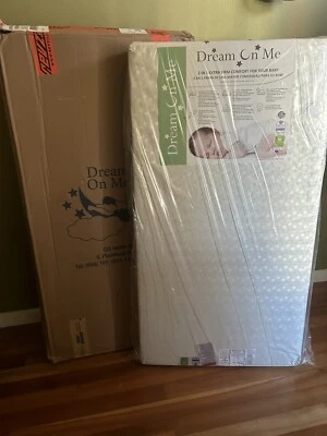 Dream On Me berço de espuma respirável e colchão padrão para cama infantil, 5 polegadas - Imagem 1 de 2