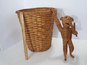 MCM Rattan Wicker Hanging Monkey w/bannana & button Eyes Original Rattan Basket - Picture 1 of 8