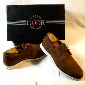 Goor Men's Oxfords Classic Cap Toe Casual/Dress Shoes Size 9.5 Exclt in Org Box - Picture 1 of 19