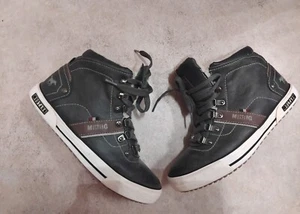 Mustang Wintersneaker braun/grau Größe 36 sehr gut erhalten - Bild 1 von 8