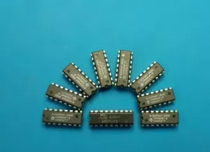 CCOMMODORE 64 C64 - REPAIR KIT - 8pcs RAM 4164 + 1pcs RAM MM2114 (NEW) - Picture 1 of 3
