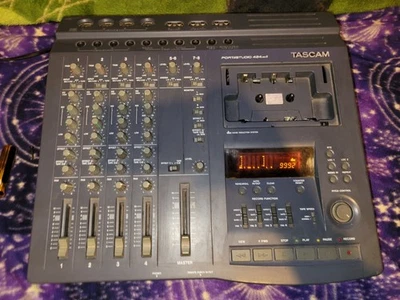 Grabadora de casete analógica Tascam 424 MKII Portastudio 4 canales Foto 1 de 3