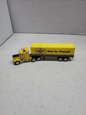 Matchbox 1981 Kenworth w/Trailer PENNZOIL Premiere Collection Rigs - Image 1 of 4