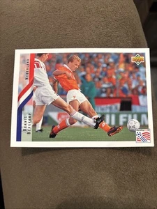 Dennis Bergkamp Rookie 1994 Upper Deck World Cup Soccer #175 RC Holland - Picture 1 of 4