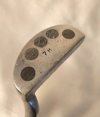 Otey Crisman 7H Hickory Shaft Golf Putter Right-Handed 34 Inches With Leather Gr - Image 1 of 4