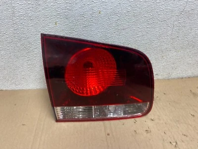 Luz trasera interior del lado del conductor izquierdo Volkswagen Touareg 2007-2010 OEM I8622 DW Foto 1 de 4